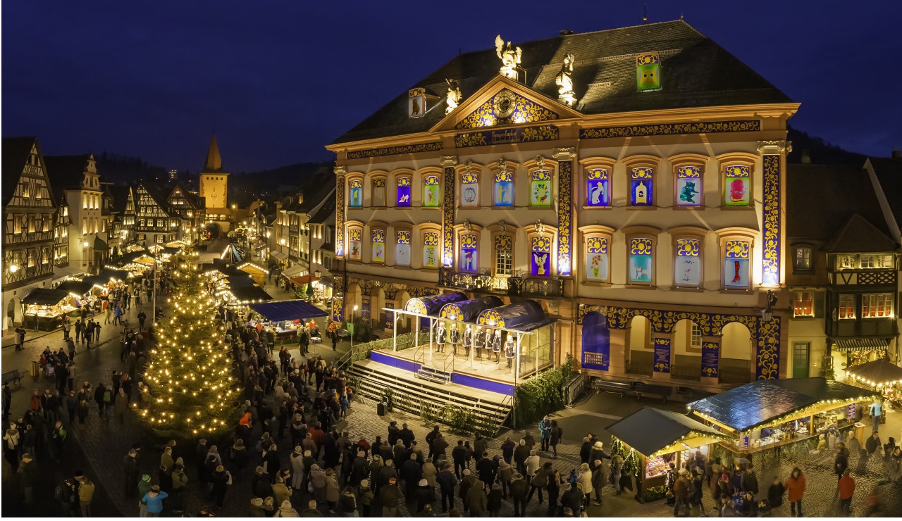 Christopher Greaves Adventskalender Gengenbach3_Foto H. Grimmig-1280x853.jpg